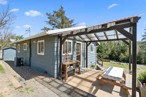 621 Sardine Creek Road Gold Hill OR 97525
