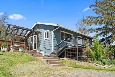 621 Sardine Creek Road Gold Hill OR 97525