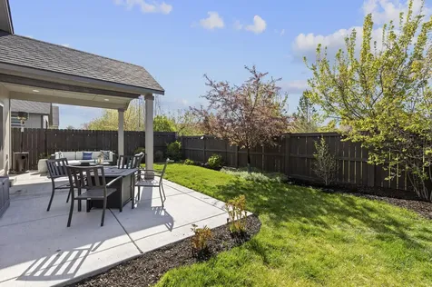 2426 NW Ivy Way Redmond OR 97756