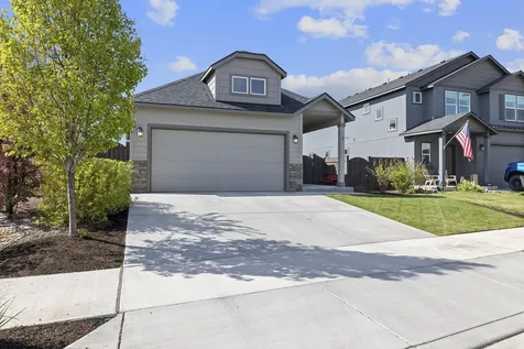 2426 NW Ivy Way Redmond OR 97756