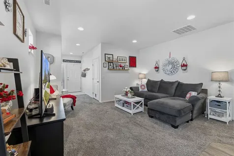 2426 NW Ivy Way Redmond OR 97756
