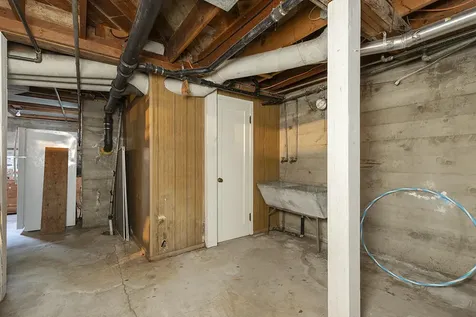 719 NW 3rd Street Grants Pass OR 97526