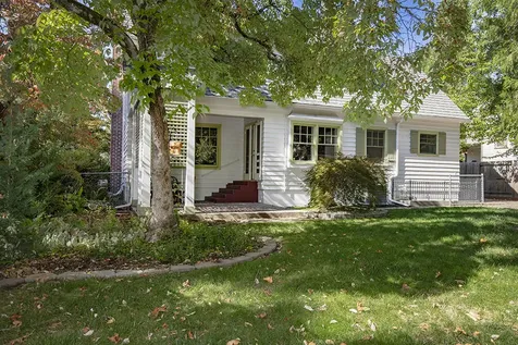 719 NW 3rd Street Grants Pass OR 97526