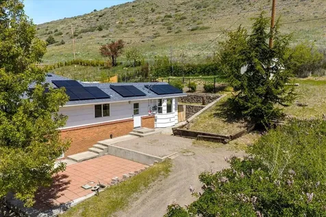 1103 Newcastle Avenue Klamath Falls OR 97601