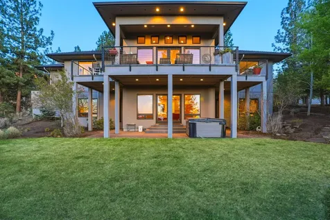 3072 NW Duffy Drive Bend OR 97703