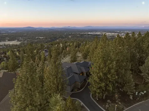 3072 NW Duffy Drive Bend OR 97703