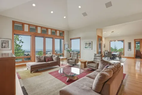 3072 NW Duffy Drive Bend OR 97703