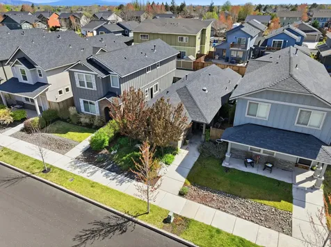 240 NW 30th Street Redmond OR 97756