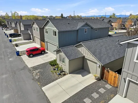 240 NW 30th Street Redmond OR 97756