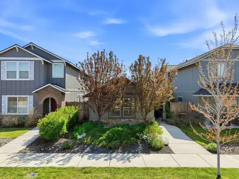 240 NW 30th Street Redmond OR 97756