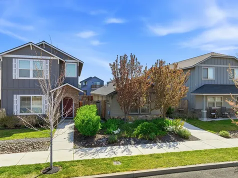 240 NW 30th Street Redmond OR 97756