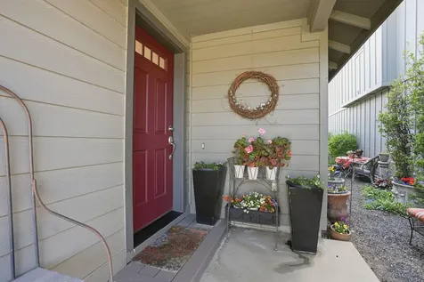 240 NW 30th Street Redmond OR 97756