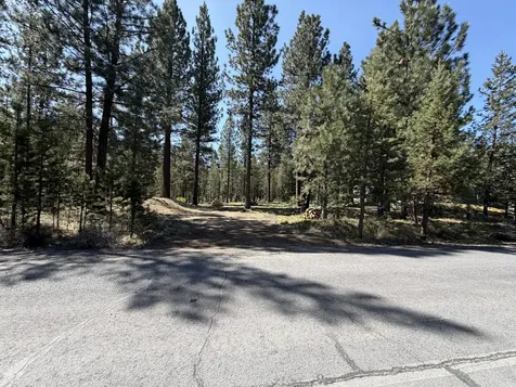 17019 Upland Road Bend OR 97707