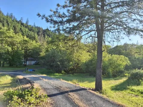 727 Wilderville Lane Grants Pass OR 97527