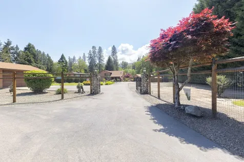 8110 New Hope Road Grants Pass OR 97527