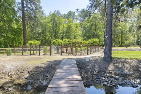 8110 New Hope Road Grants Pass OR 97527
