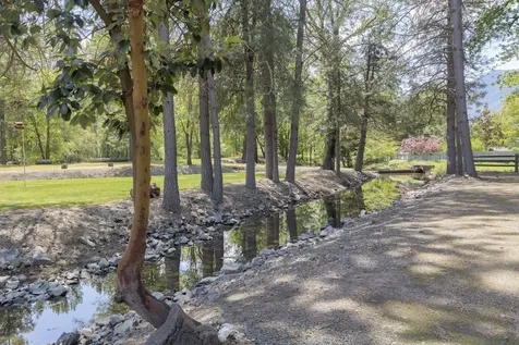 8110 New Hope Road Grants Pass OR 97527