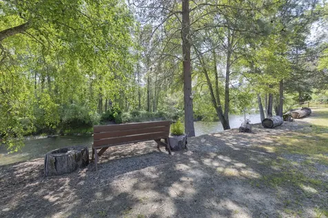 8110 New Hope Road Grants Pass OR 97527