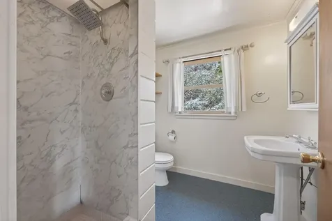 714 NE 10th Street Bend OR 97701