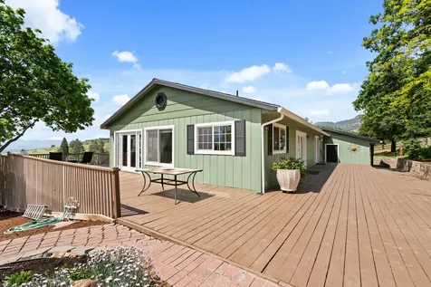 2140 N Valley View Road Ashland OR 97520