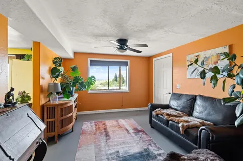 2140 N Valley View Road Ashland OR 97520