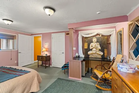 2140 N Valley View Road Ashland OR 97520