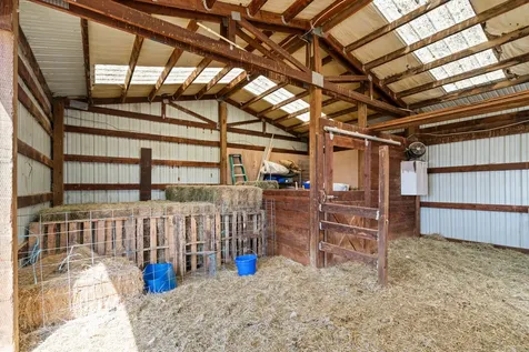 2140 N Valley View Road Ashland OR 97520