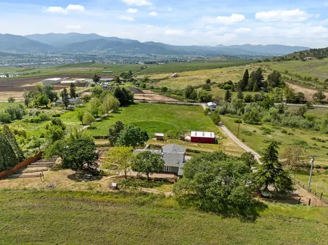 2140 N Valley View Road Ashland OR 97520