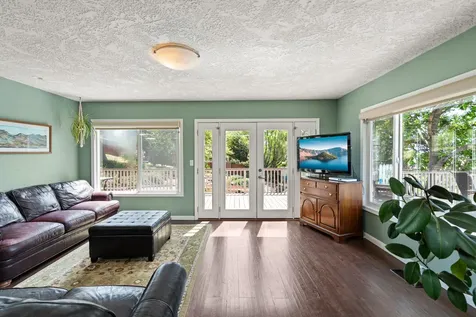 2140 N Valley View Road Ashland OR 97520