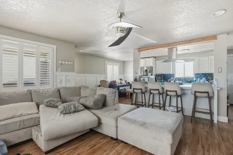 124 W Antler Avenue Redmond OR 97756
