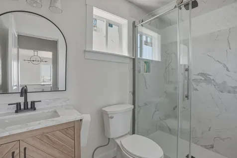 124 W Antler Avenue Redmond OR 97756