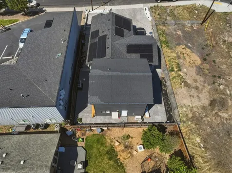124 W Antler Avenue Redmond OR 97756