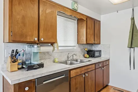 400 Morningside Street Medford OR 97501