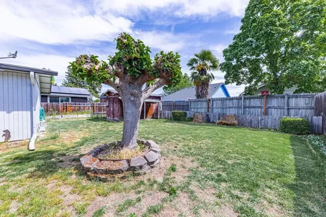 400 Morningside Street Medford OR 97501