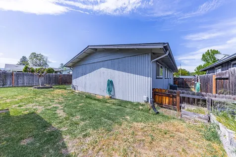 400 Morningside Street Medford OR 97501