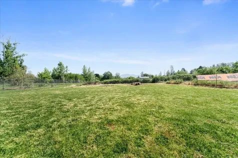 1807 Rounds Avenue Grants Pass OR 97527