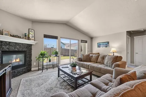 3023 NE Red Oak Drive Bend OR 97701