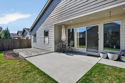 3023 NE Red Oak Drive Bend OR 97701
