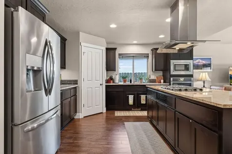 3023 NE Red Oak Drive Bend OR 97701