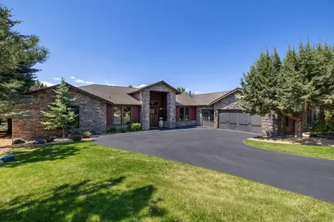 1144 Highland View Loop Redmond OR 97756