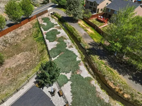 2933 NW Hemlock Lane Redmond OR 97756