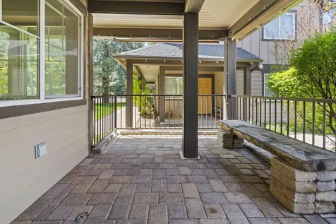 1929 NW Monterey Pines Drive Bend OR 97703