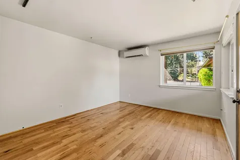 1929 NW Monterey Pines Drive Bend OR 97703