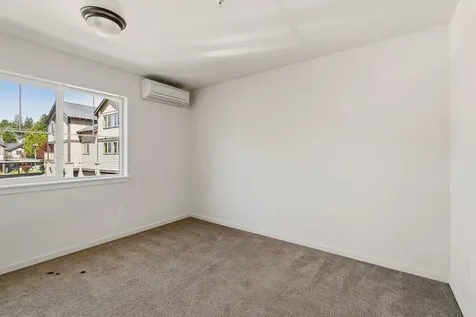 1929 NW Monterey Pines Drive Bend OR 97703