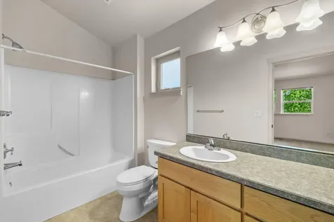 869 NW Rimrock Drive Redmond OR 97756