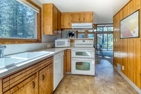 71073 Bracken Lane Black Butte Ranch OR 97759