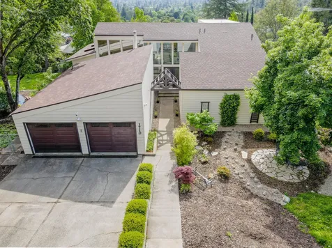 1710 NE Hillcrest Lane Grants Pass OR 97526