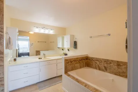 1710 NE Hillcrest Lane Grants Pass OR 97526