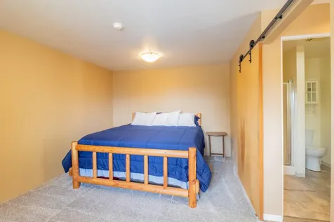1710 NE Hillcrest Lane Grants Pass OR 97526