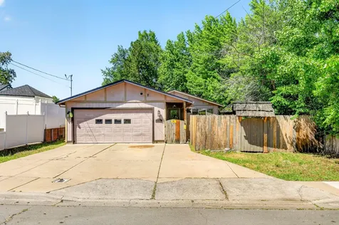 1425 Lawnridge Street Medford OR 97504